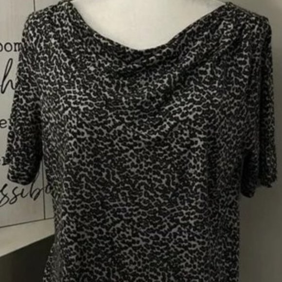 Talbots Tops - Talbots Animal Leopard Top L Large Elbow Short Sleeves Drape Excellent Condition